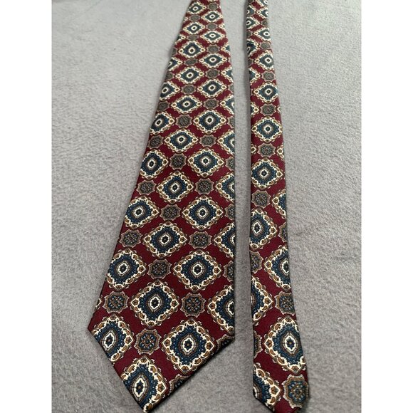 Boston Harbor Geo Pattern Burgendy Green Gold Silk Necktie Tie - Picture 5 of 5